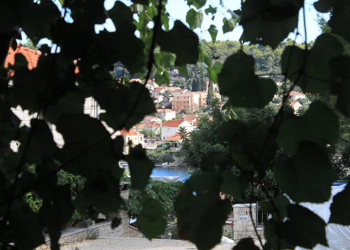 By The Sea Lumbarda, Korcula - 9183